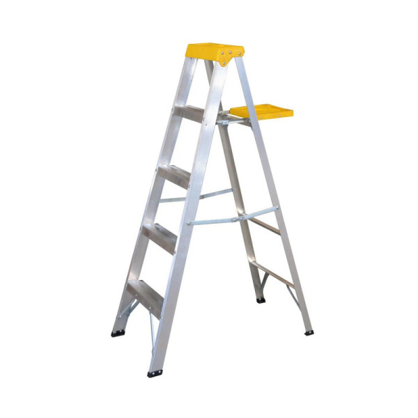 Escalera De Tijera 4 Peldaños Antideslizantes 90 Kg Surtek (ET4)