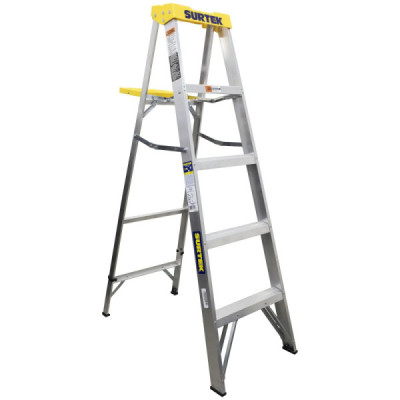 Escalera De Tijera 4 Peldaños Antideslizantes 90 Kg Surtek (ET4)