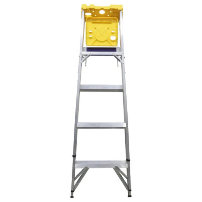 Escalera De Tijera 4 Peldaños Antideslizantes 90 Kg Surtek (ET4)